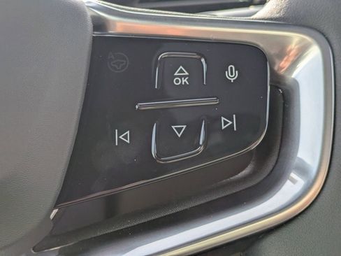 New 2025 Volvo EX90 Ultra image 28