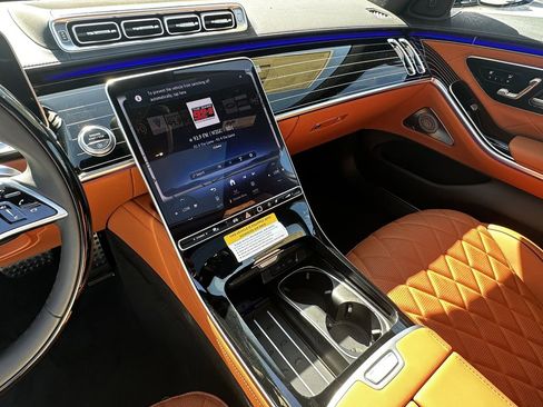 New 2026 Mercedes-Benz S 580 4MATIC Sedan image 32