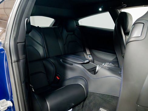 Certified 2019 Ferrari GTC4Lusso T image 32