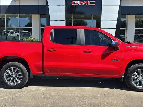 Certified 2026 Chevrolet Silverado 1500 LT w/ Texas Edition Plus RWD image 8