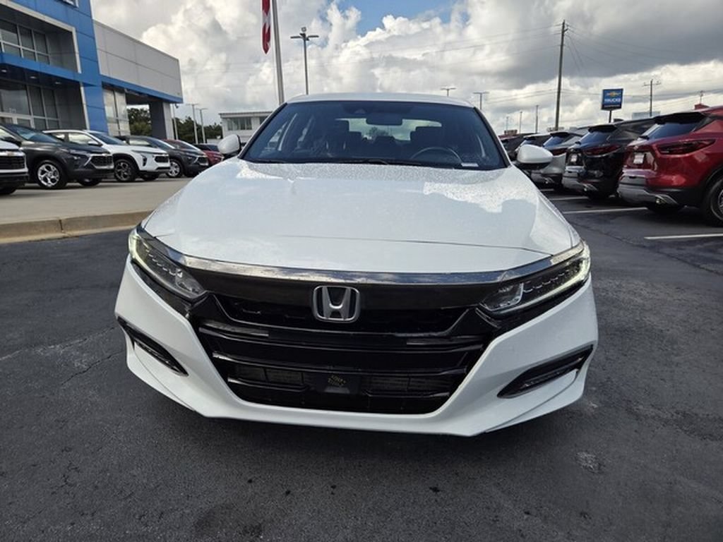 Used 2019 Honda Accord Sport image 9