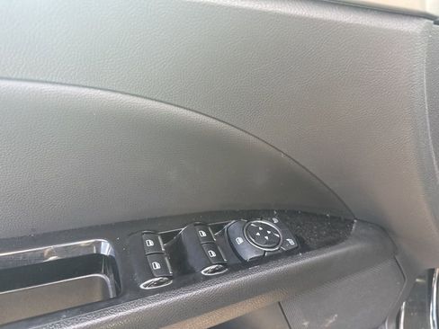 Used 2015 Ford Fusion SE w/ Equipment Group 202A image 8