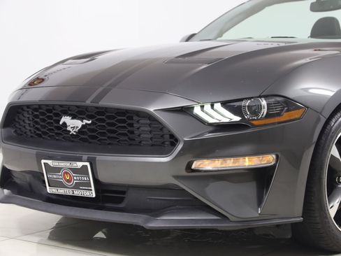 Used 2020 Ford Mustang Convertible RWD image 60