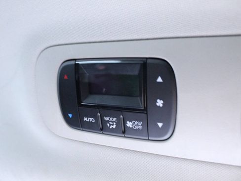 Used 2025 Honda Odyssey EX-L image 34
