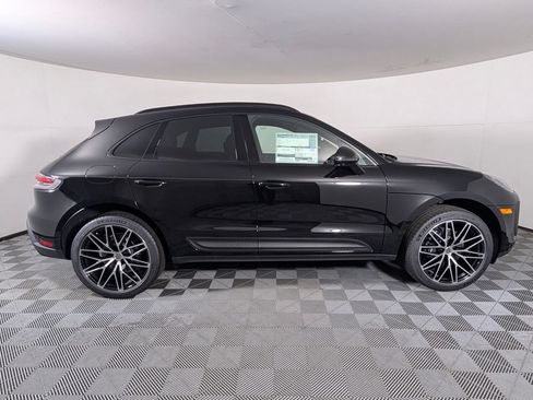 New 2026 Porsche Macan AWD/4WD image 8