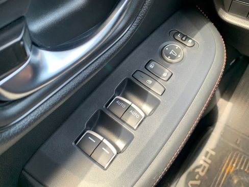 Used 2024 Honda HR-V Sport image 20