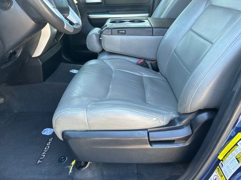 Used 2014 Toyota Tundra SR5 image 12