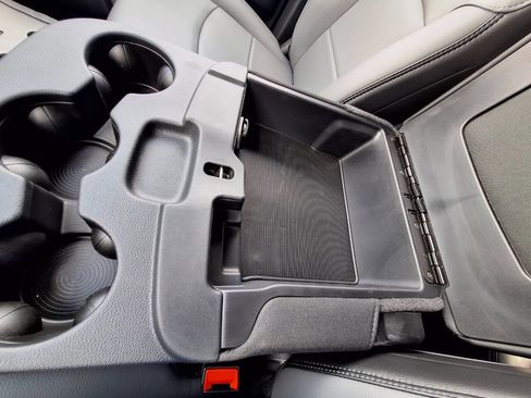 New 2024 RAM 3500 Tradesman w/ Chrome Appearance Group image 15