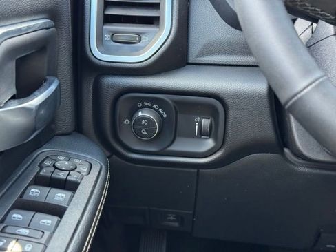 Used 2025 RAM 2500 Big Horn AWD/4WD image 34