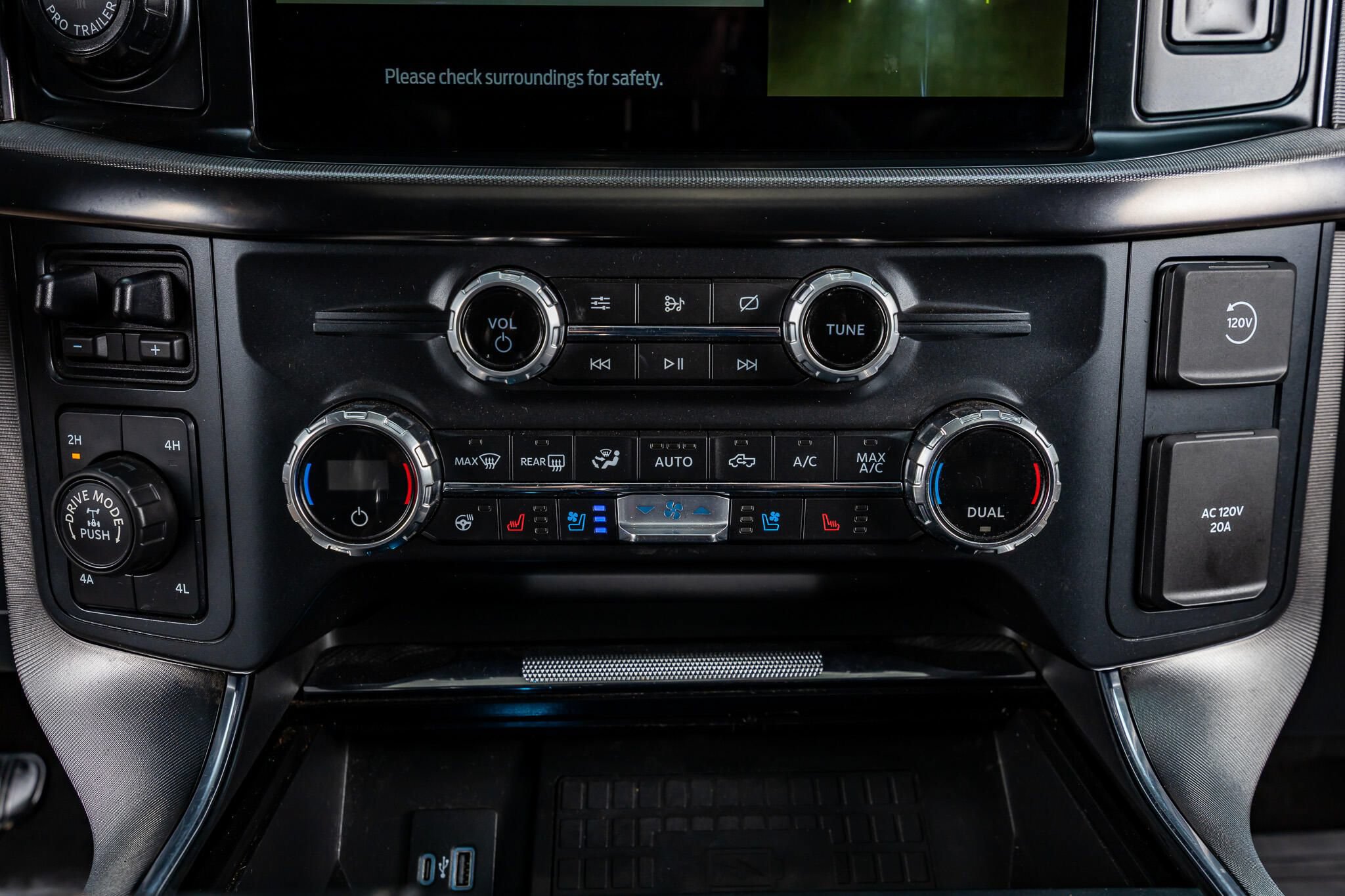 Used 2021 Ford F150 Platinum w/ Equipment Group 701A High AWD/4WD image 27