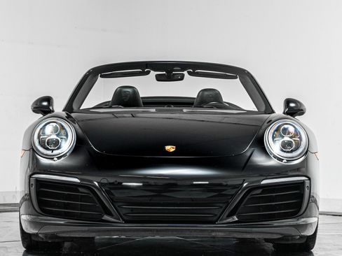 Used 2017 Porsche 911 Carrera 4S AWD/4WD image 4