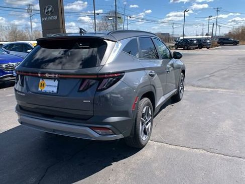 Certified 2025 Hyundai Tucson SEL AWD/4WD image 5