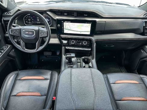 Used 2023 GMC Sierra 1500 AT4 w/ AT4 Premium Package AWD/4WD image 11