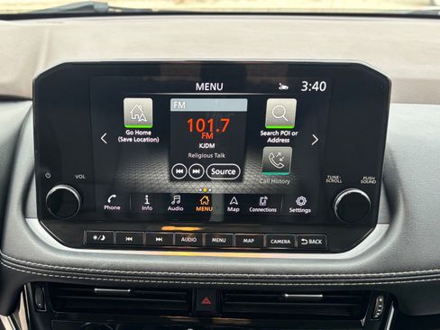 Used 2023 Nissan Rogue SL w/ SL Premium Package image 51