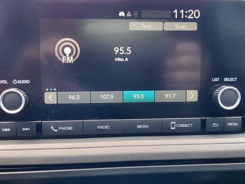 Used 2024 Honda Accord EX image 26