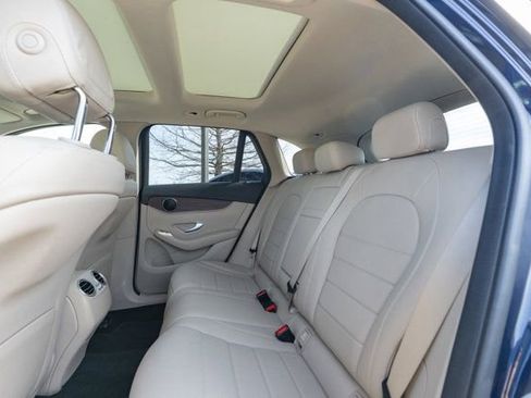 Certified 2022 Mercedes-Benz GLC 300 4MATIC w/ Premium Package Lite image 26