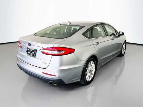 Used 2020 Ford Fusion SE FWD image 7