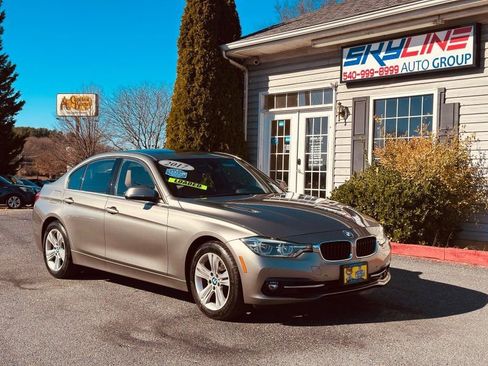 Used 2017 BMW 330i xDrive Sedan image 2