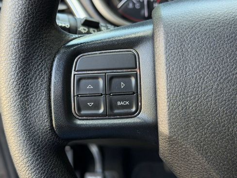 Used 2019 Dodge Journey SE w/ Blacktop Package FWD image 14