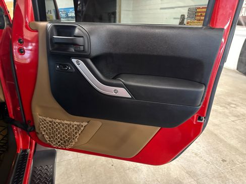 Used 2013 Jeep Wrangler Unlimited Sahara w/ Connectivity Group image 54