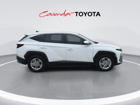 Used 2026 Hyundai Tucson SE FWD image 9
