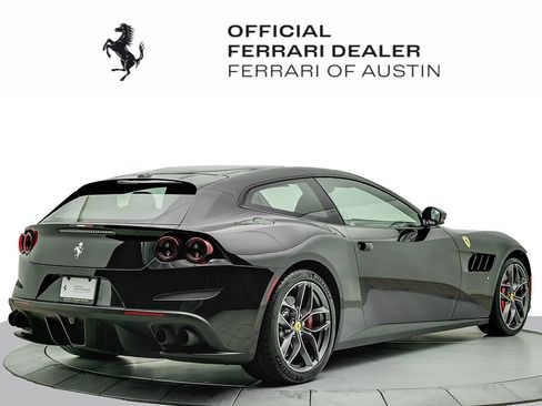 Used 2020 Ferrari GTC4Lusso T RWD image 7