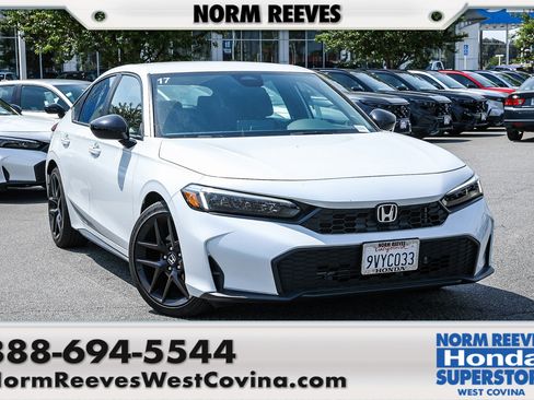 Used 2025 Honda Civic Sport image 1