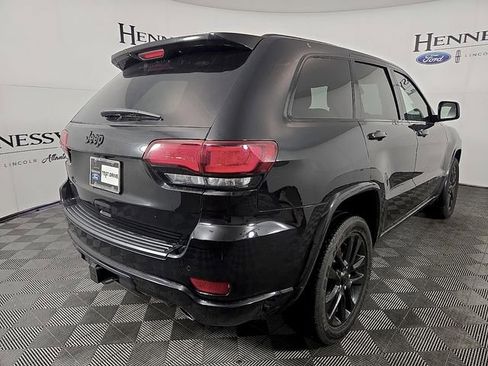 Used 2021 Jeep Grand Cherokee Laredo X AWD/4WD image 5