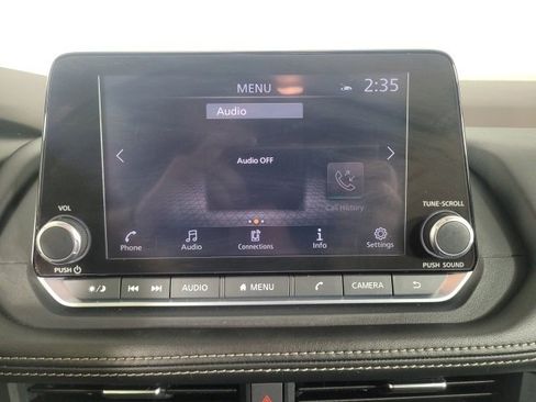 Used 2023 Nissan Rogue SV image 28