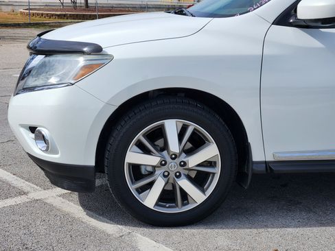 Used 2014 Nissan Pathfinder Platinum w/ Platinum Premium Package image 8