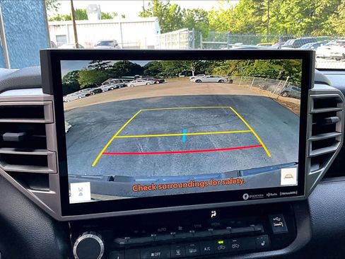 Used 2022 Toyota Tundra SR5 w/ SR5 Premium Package AWD/4WD image 26