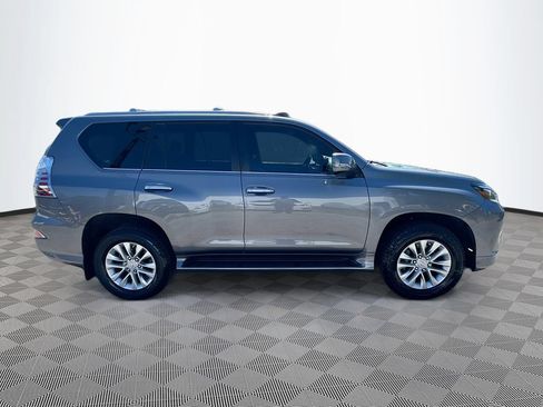 Used 2023 Lexus GX 460 Premium w/ Premium Plus Package AWD/4WD image 5