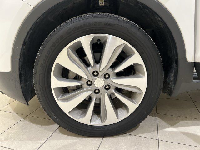 Used 2020 Buick Encore Preferred FWD image 28