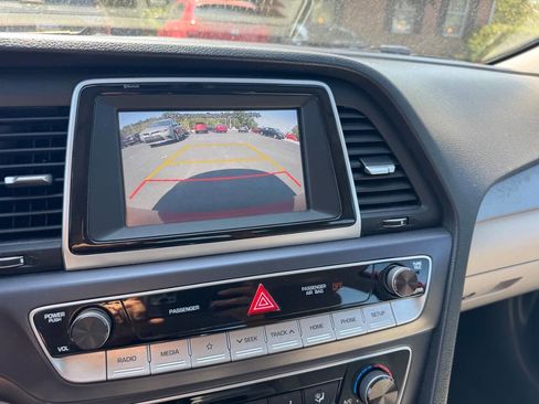 Used 2019 Hyundai Sonata SE image 11