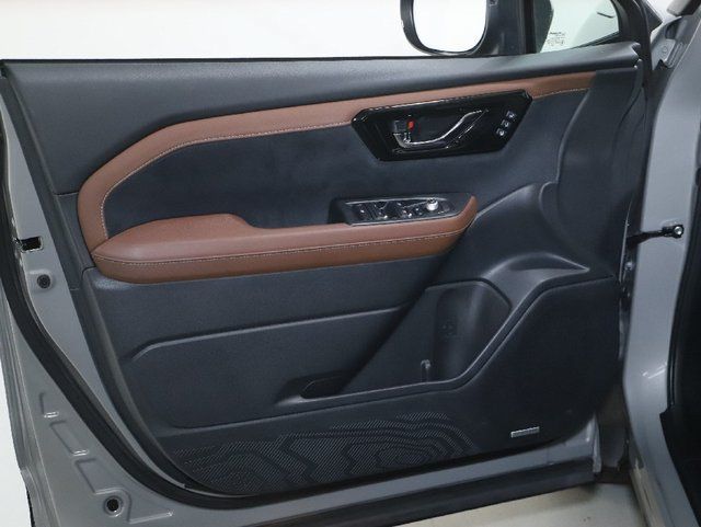 Used 2025 Subaru Forester Touring AWD/4WD image 16