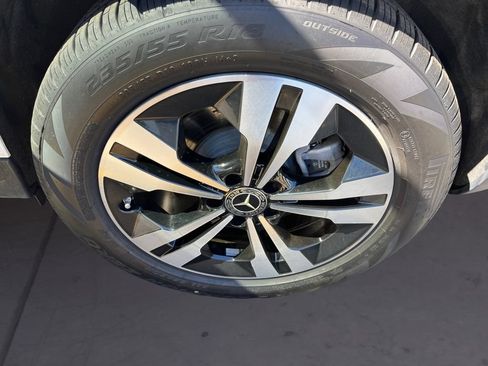 Certified 2026 Mercedes-Benz GLB 250 4MATIC image 14