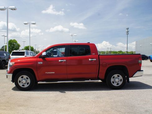 Used 2021 Toyota Tundra SR5 w/ SR5 Upgrade Package RWD image 10