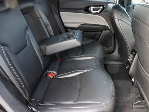 Used 2025 Jeep Compass Limited AWD/4WD image 18