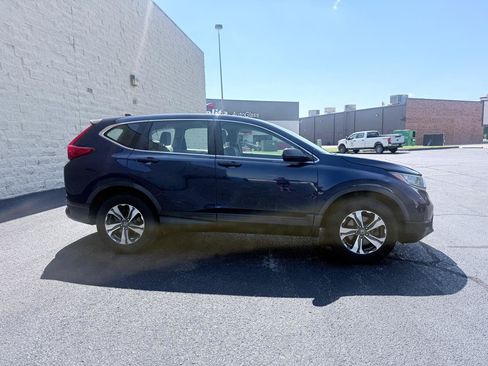 Used 2017 Honda CR-V LX image 6