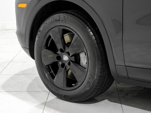 Used 2022 Porsche Cayenne image 52