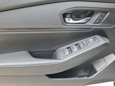 Used 2024 Honda Accord Sport image 10