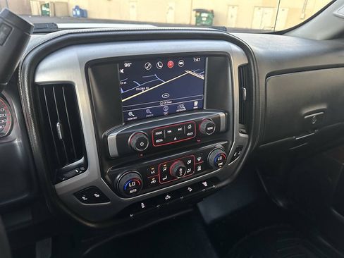 Used 2016 GMC Sierra 2500 SLE w/ SLE Preferred Package AWD/4WD image 12
