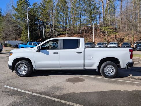 Used 2022 Chevrolet Silverado 1500 W/T w/ WT Value Package image 2