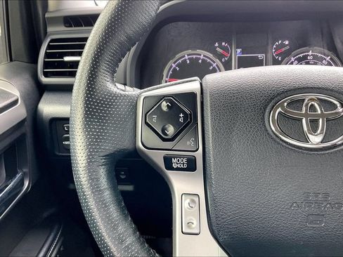 Used 2024 Toyota 4Runner Limited RWD image 10