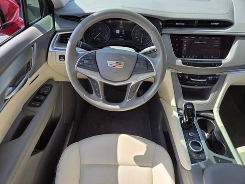 Used 2023 Cadillac XT5 Premium Luxury w/ Technology Package image 13