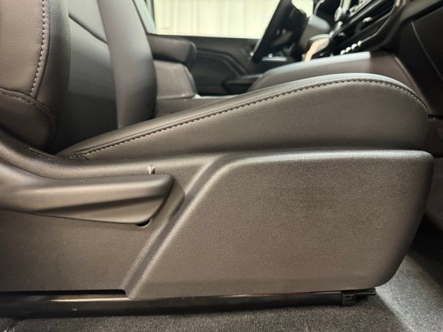 New 2026 Chevrolet Colorado LT w/ LT Convenience Package AWD/4WD image 39