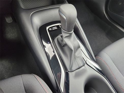 Certified 2025 Toyota Corolla SE image 16