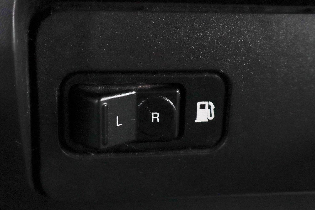 Used 2016 Ford F650 2WD Crew Cab Super Duty image 33
