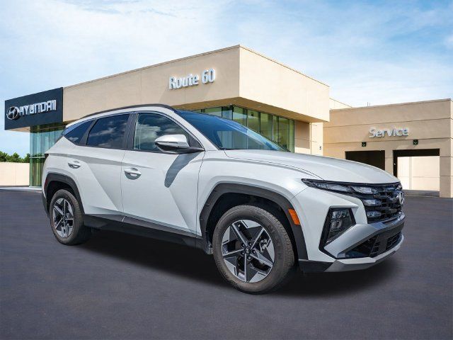 Certified 2025 Hyundai Tucson SEL w/ Tow & Go Package AWD/4WD image 2