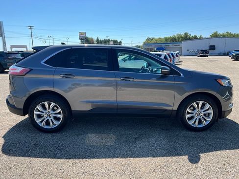 Used 2021 Ford Edge Titanium AWD/4WD image 8